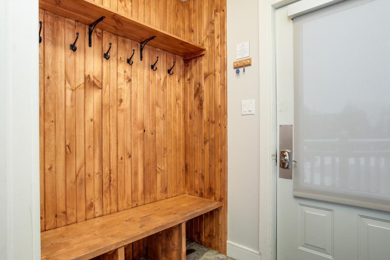 Beautiful & Bright 3 Bed Townhome Near Village Блу-Маунтинс Экстерьер фото